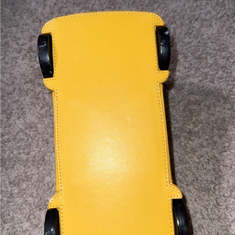 Kate spade beep beep car - Picture 3 of 5
